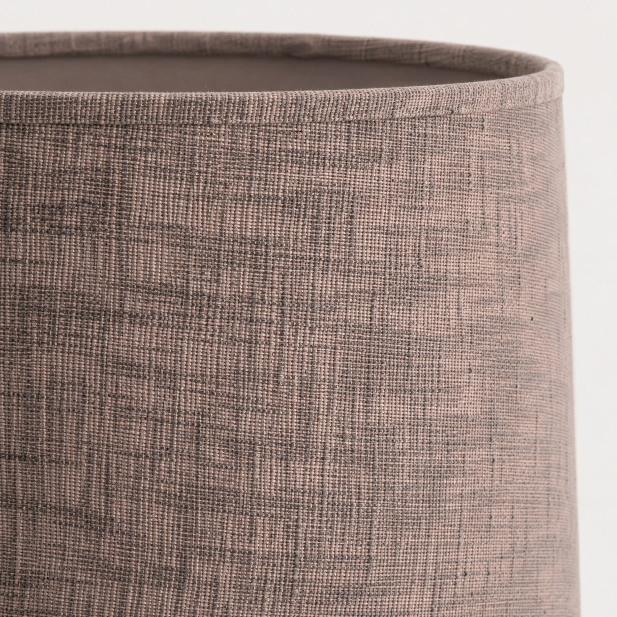 Balusterlamp met linnen kap, detail 2