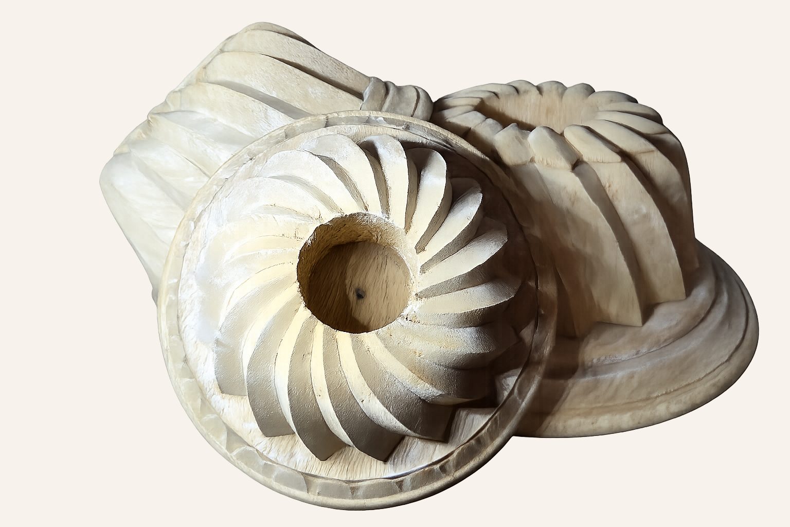 Set van 3 decoratieve houten broden, detail 2