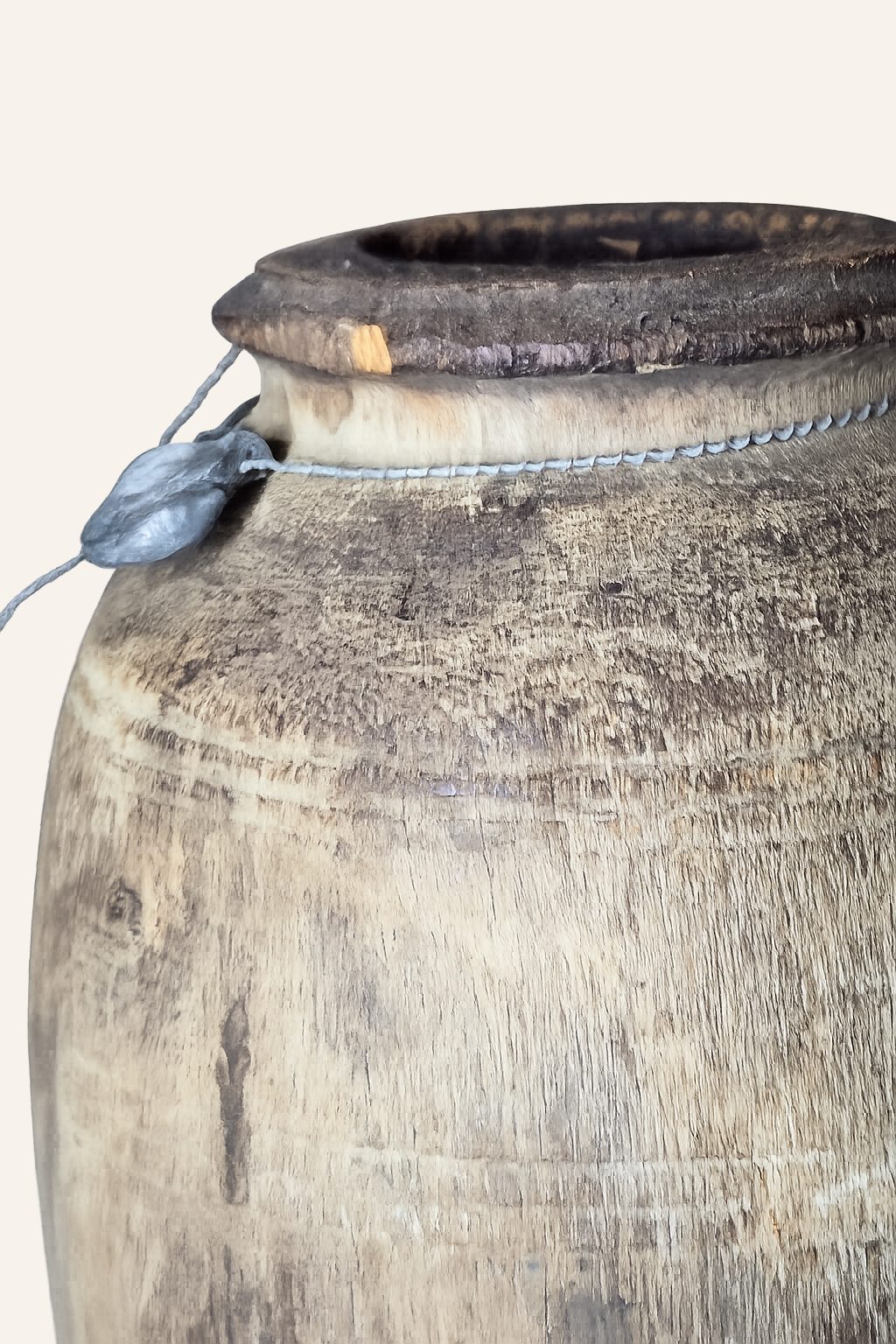 Originele houten kruik, detail 3