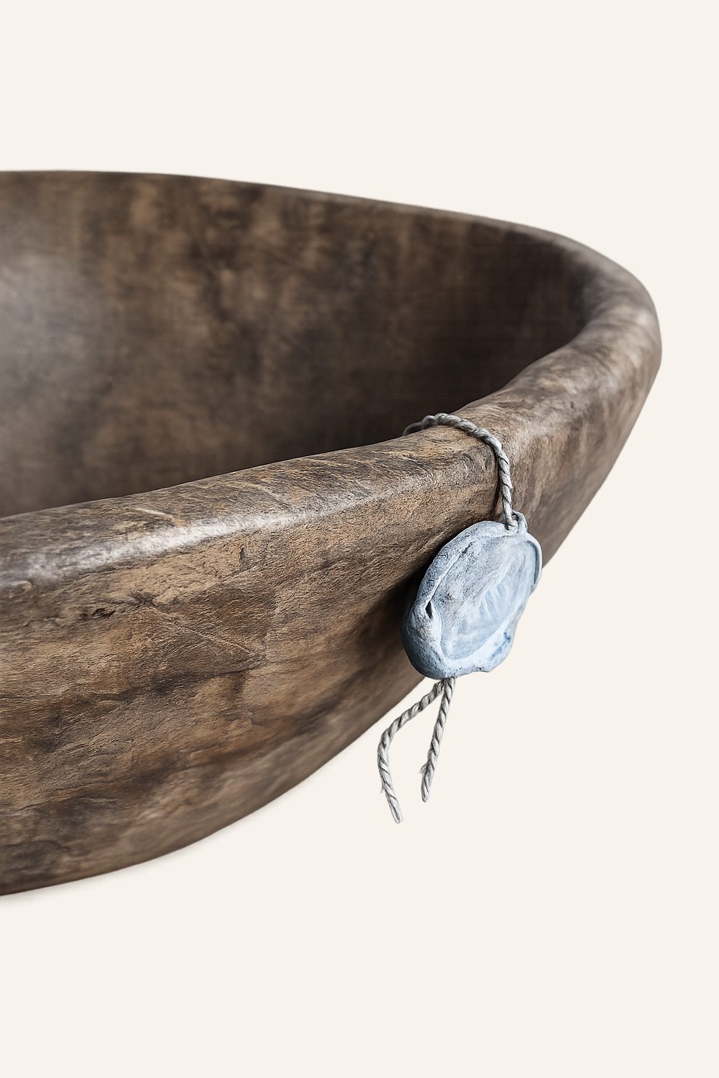 Authentieke houten kom – handgemaakt, detail 3