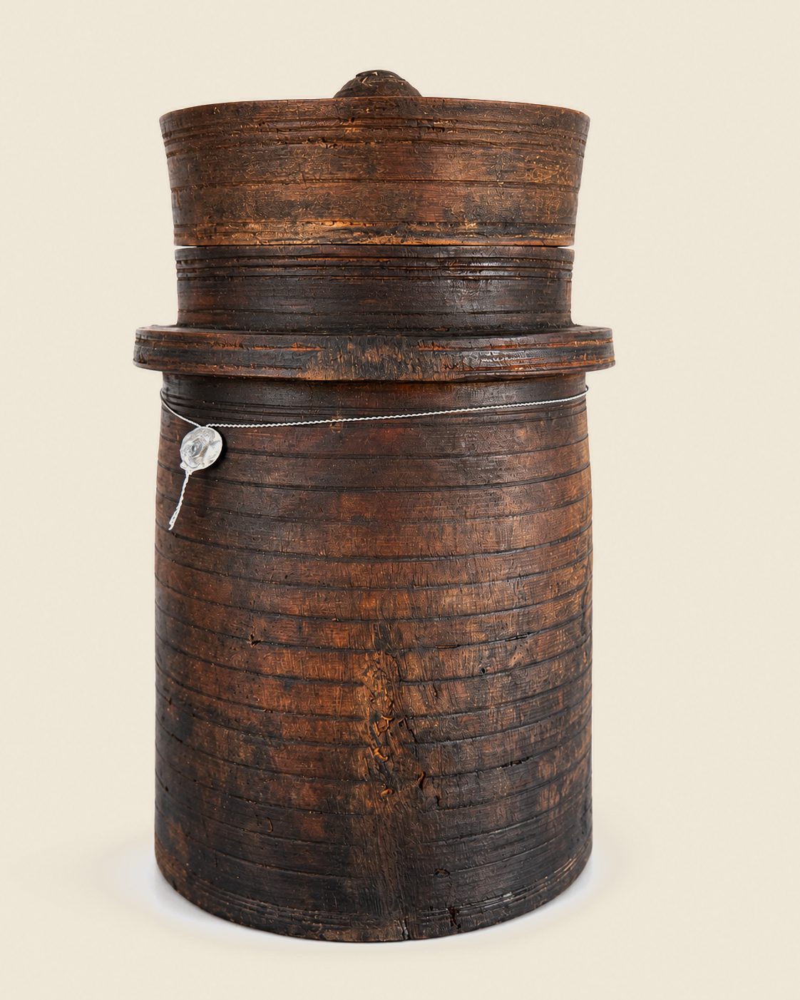 Authentieke oude houten Hoffz-pot met deksel, Hoffz, bij Mahieu&Merckx