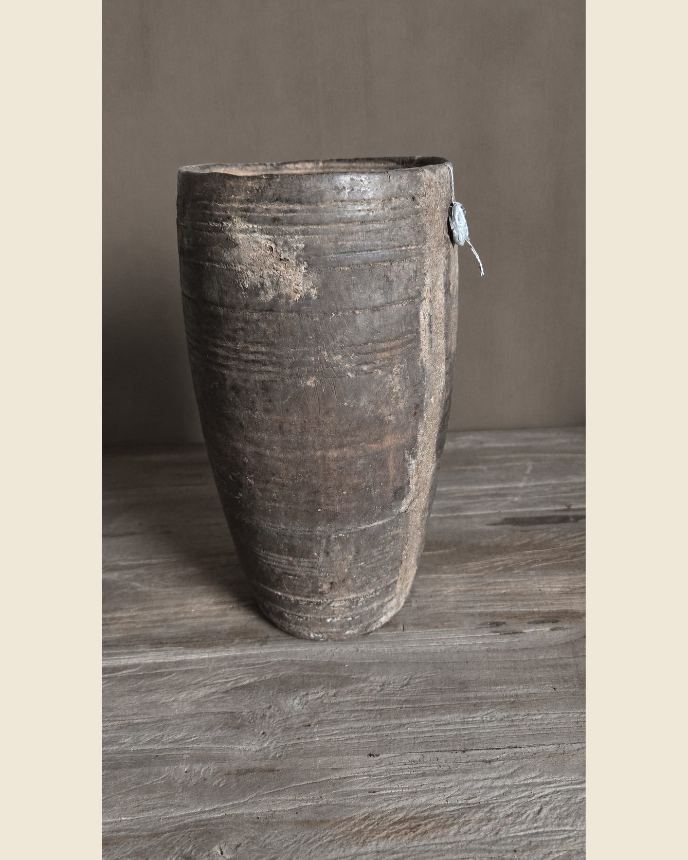 Hoge oude houten pot, Hoffz, bij Mahieu&Merckx