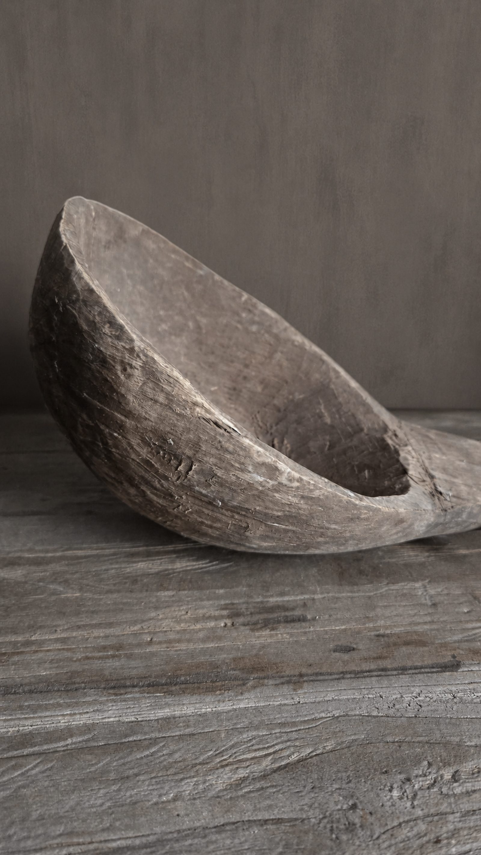 Grote oude houten scheplepel, detail 2