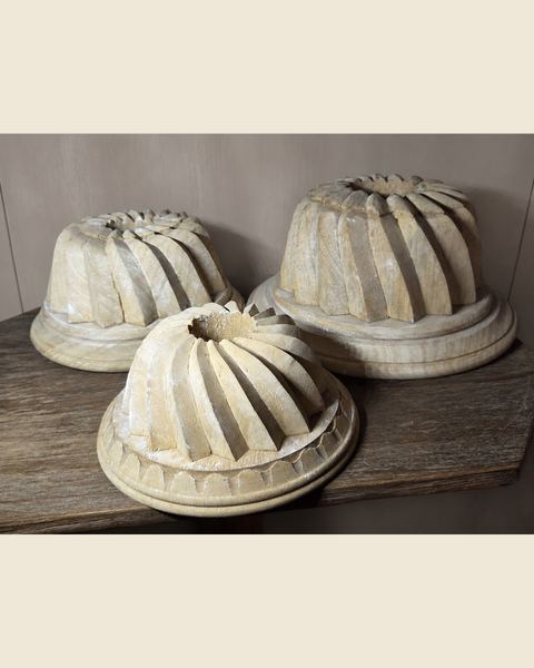 Set van 3 decoratieve houten broden, Hoffz, bij Mahieu&Merckx