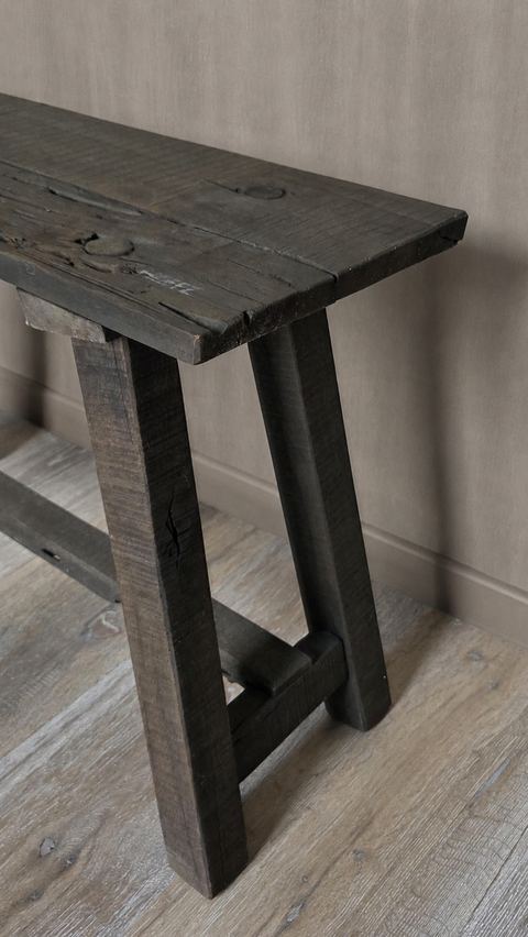 Houten bankje Mela, detail 2