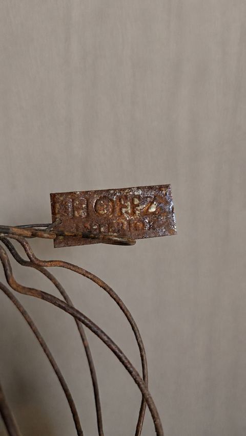 Metalen hangornament Saphier, detail 3
