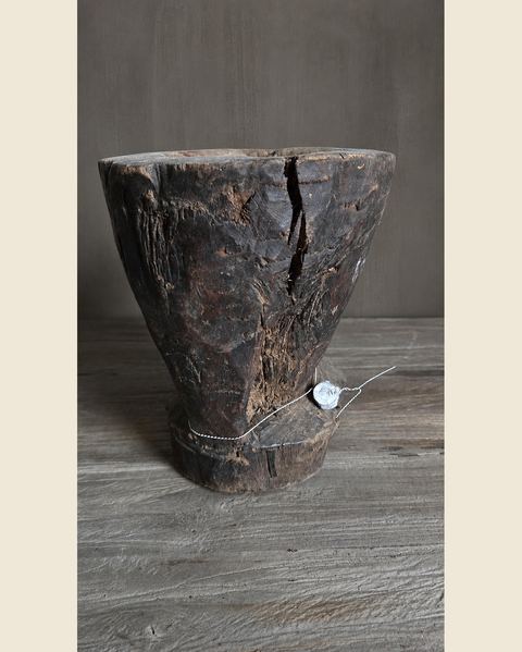 Oude houten vijzelpot, Hoffz, bij Mahieu&Merckx