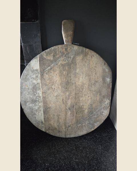 Oud houten Turks broodplank / Snijplank pizza plank, Hoffz, bij Mahieu&Merckx