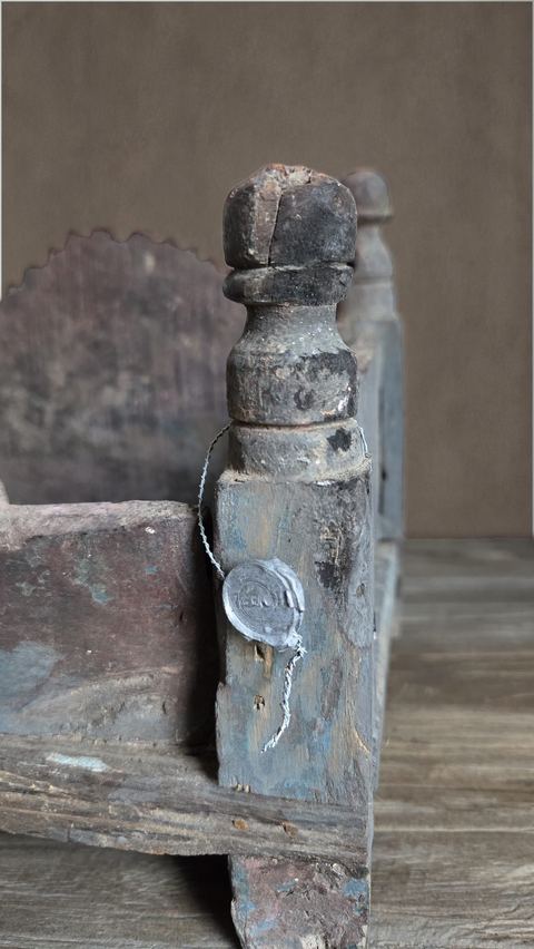 Authentiek houten tempelaltaar, detail 3