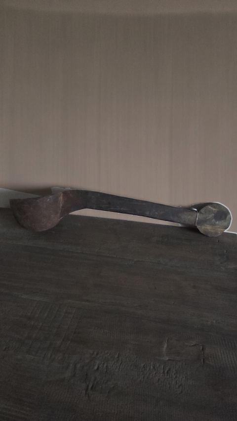 Oude houten scheplepel, detail 2