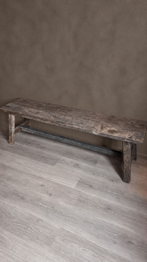 Franse bank van oud teakhout, detail 2