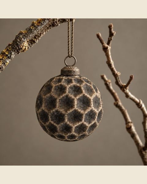 Kerstbal diamant camel velvet, Luksa, bij Mahieu&Merckx