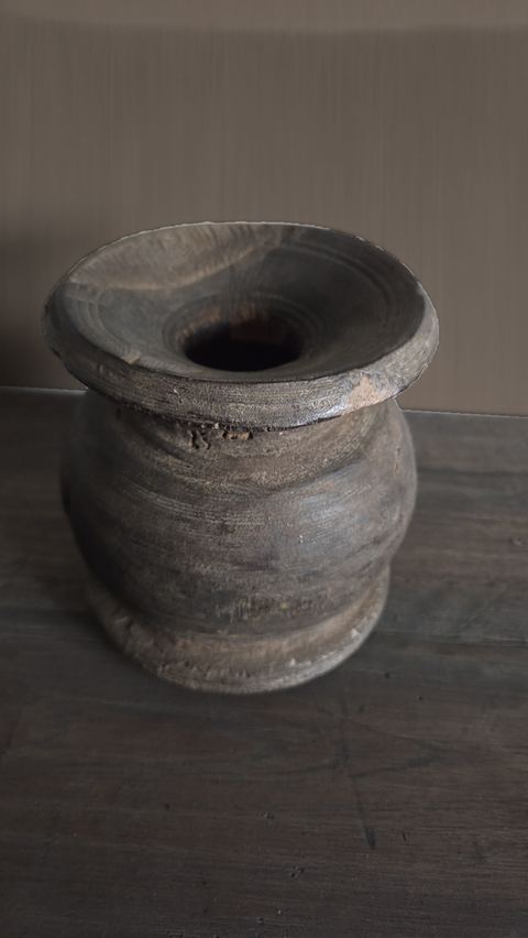 Originele Nepalese kruik, detail 2