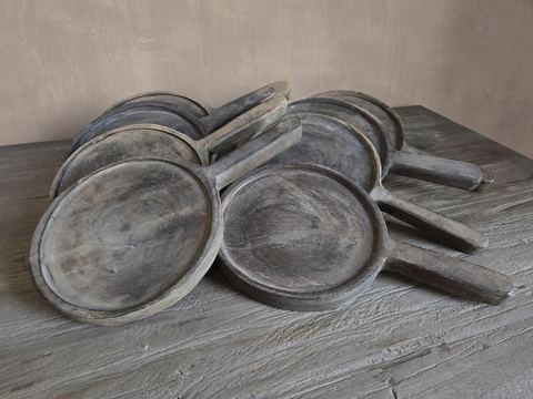 Rustiek houten amuseplankje met handvat, detail 2