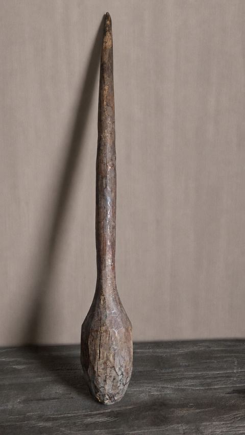 Authentieke houten schep, detail 2