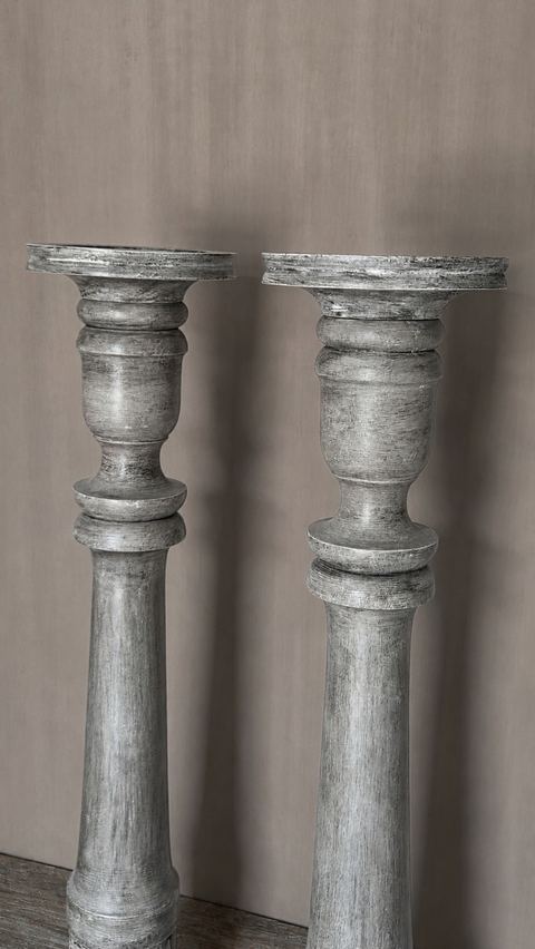 Set grote houten vloerkandelaars, detail 3