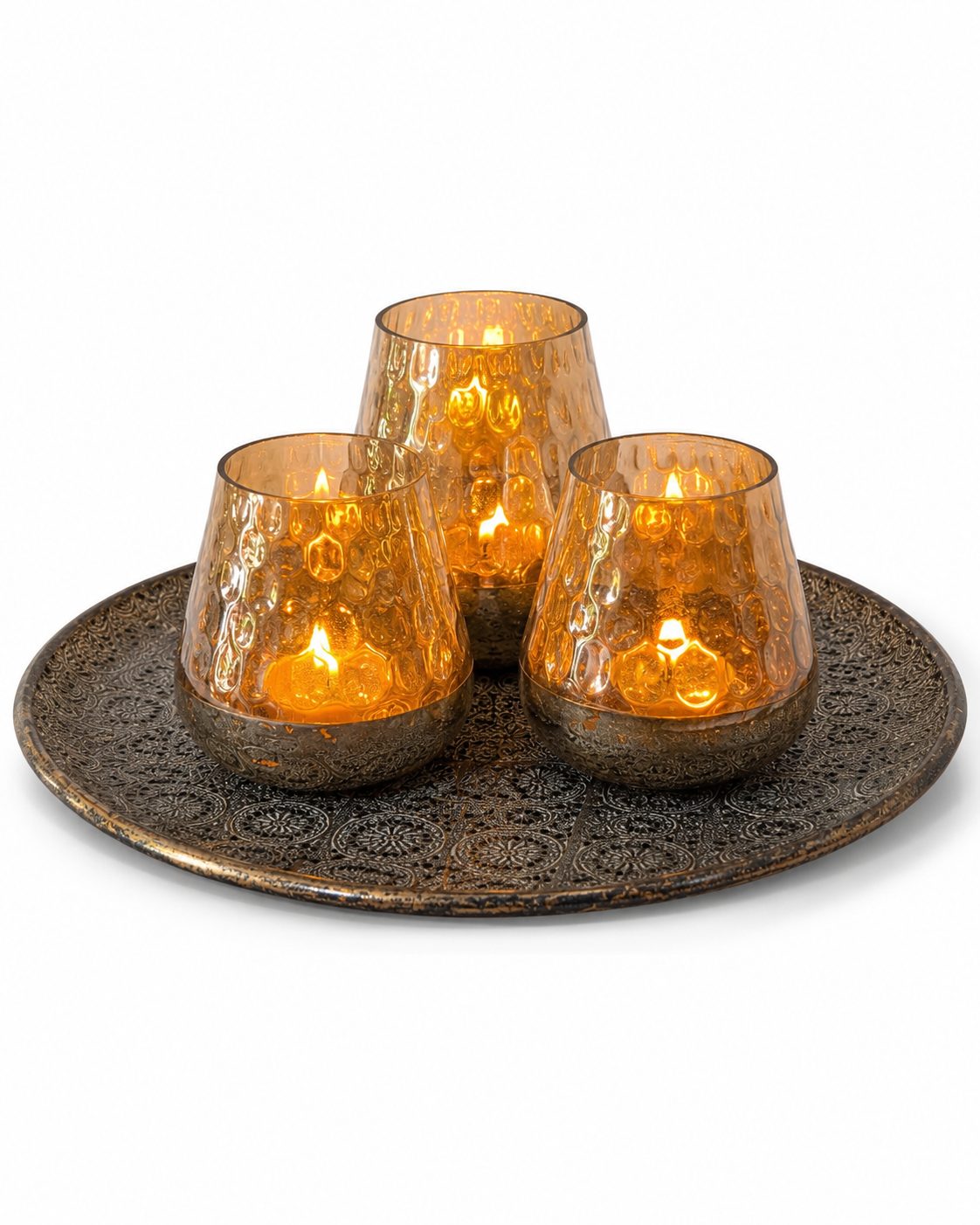 Decoratieve schaal met 3 amberkleurige theelichthouders, Atelierselectie, bij Mahieu&Merckx