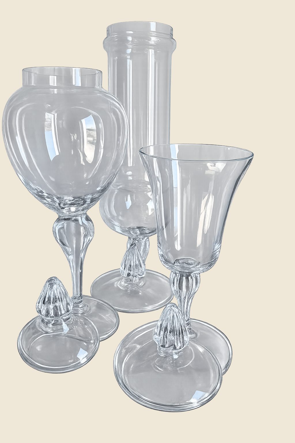 Set van 3 glazen apothekerspotten met sierlijke deksels, detail 2