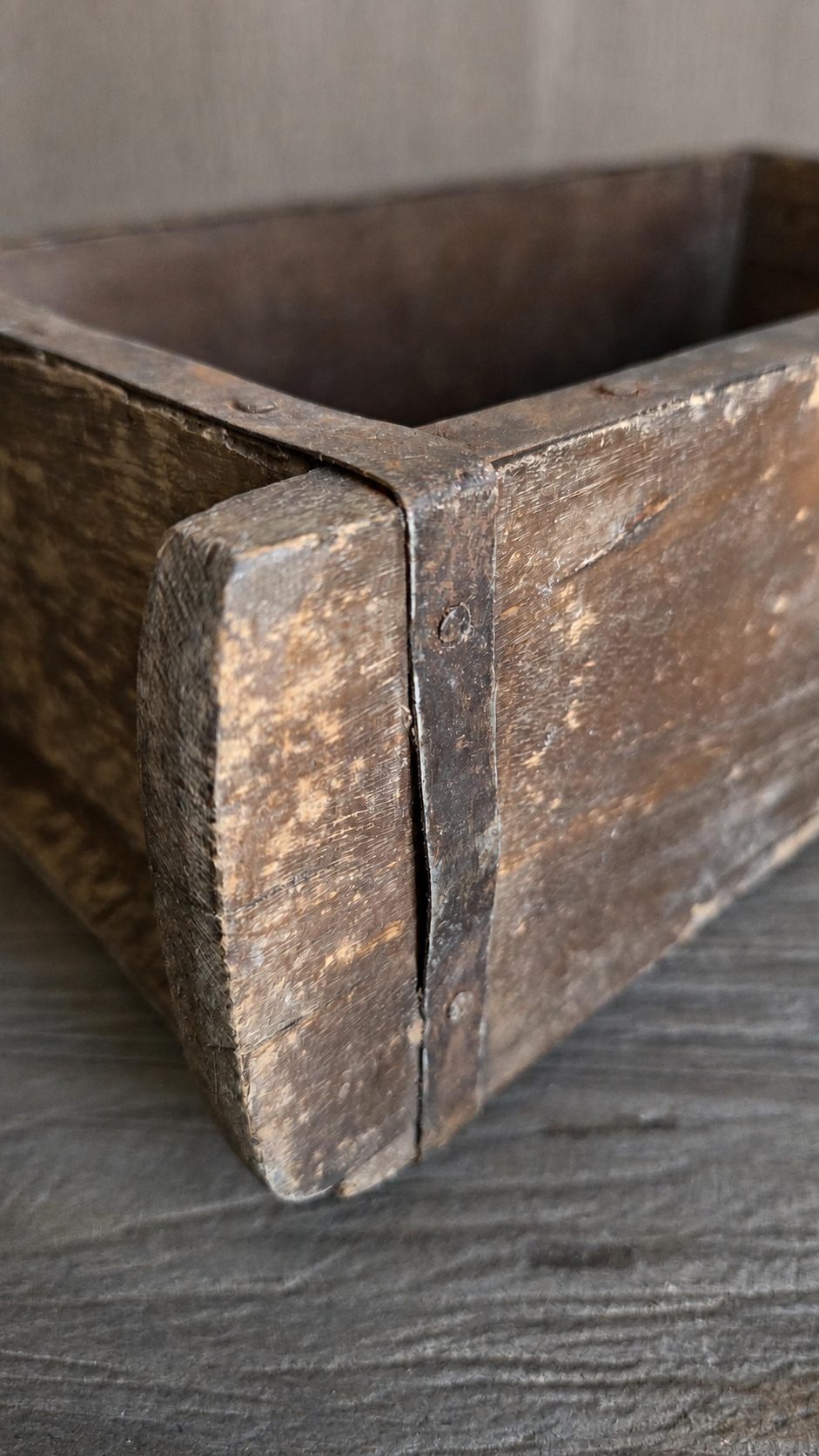 Authentieke houten baksteenmal, detail 2