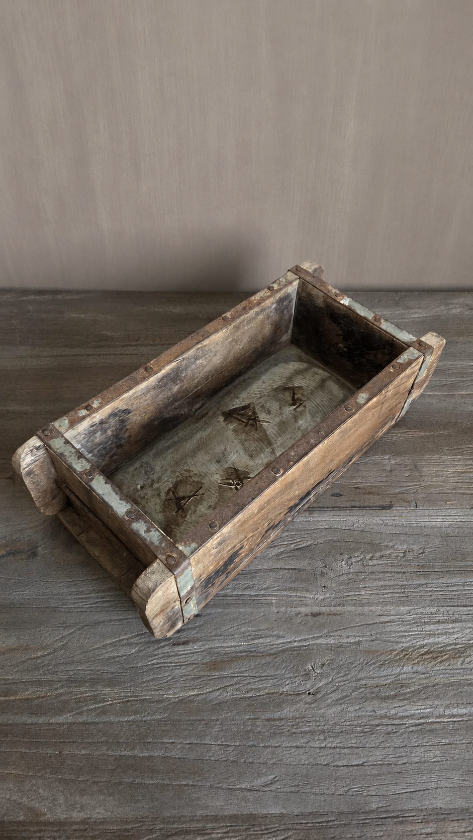 Authentieke houten baksteenmal, detail 2