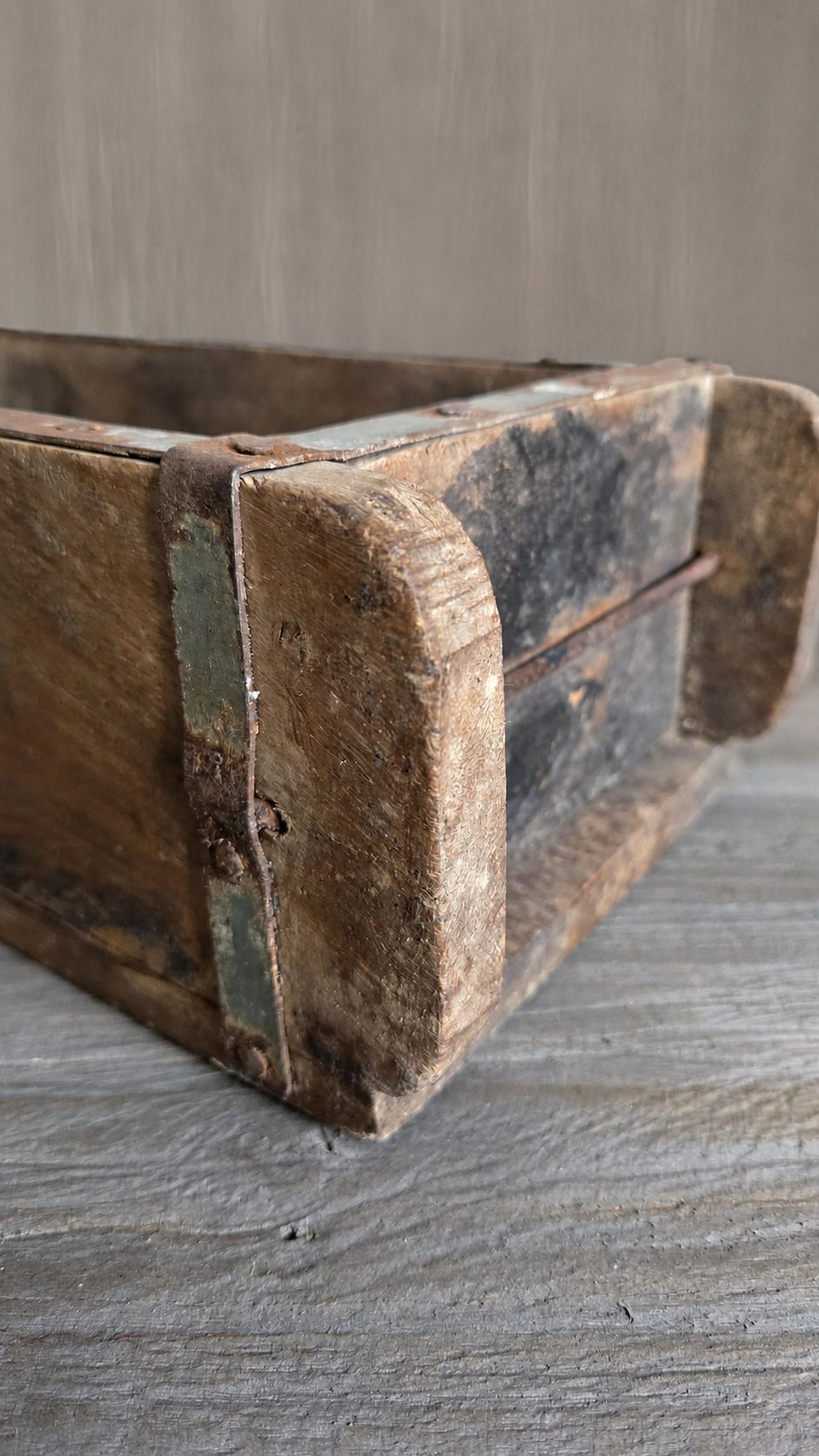 Authentieke houten baksteenmal, detail 3