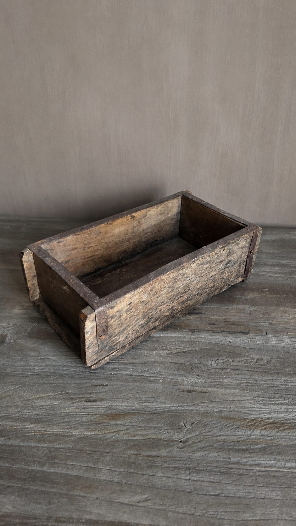 Authentieke houten baksteenmal, detail 2