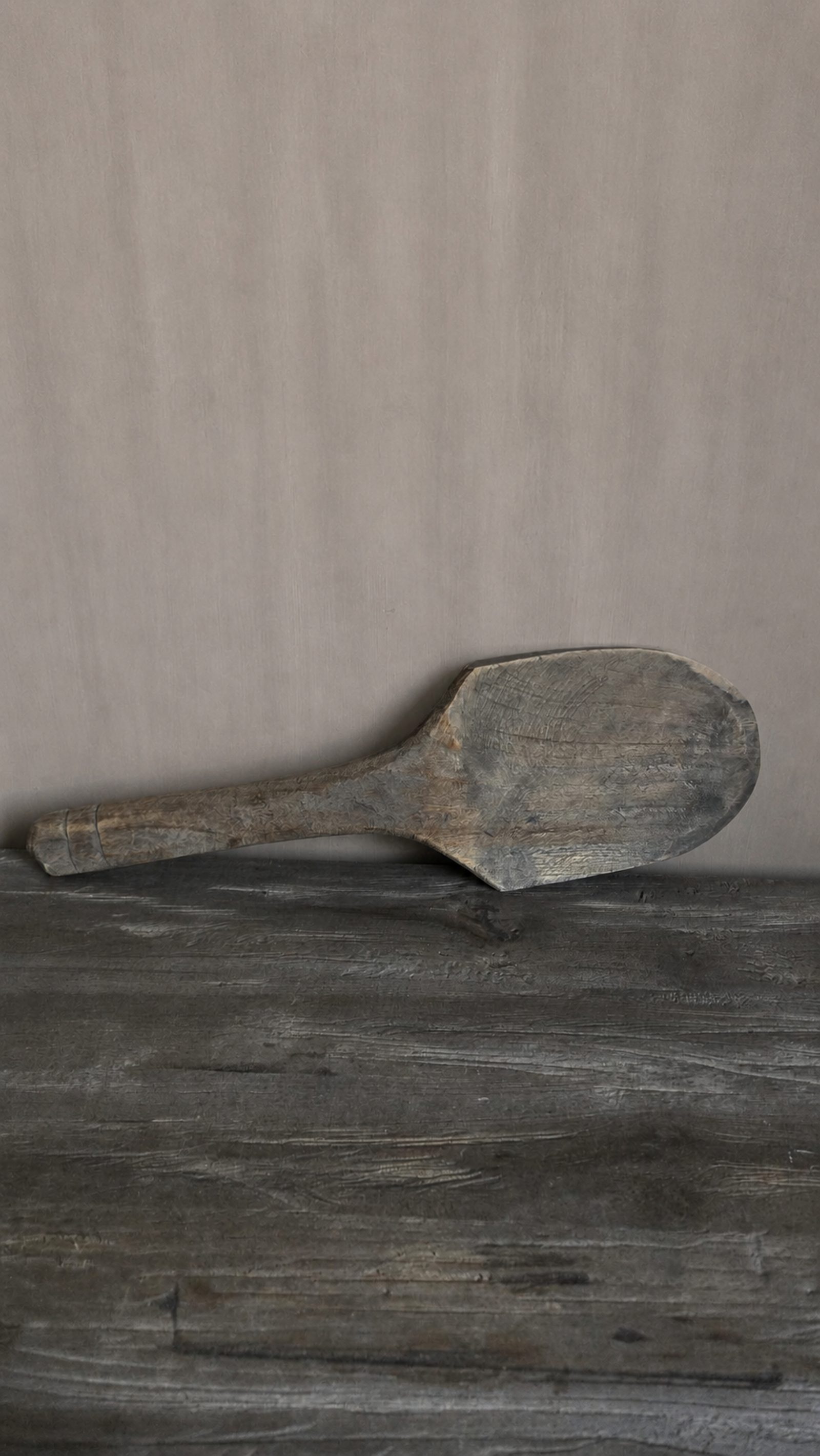Authentieke houten schep, detail 2