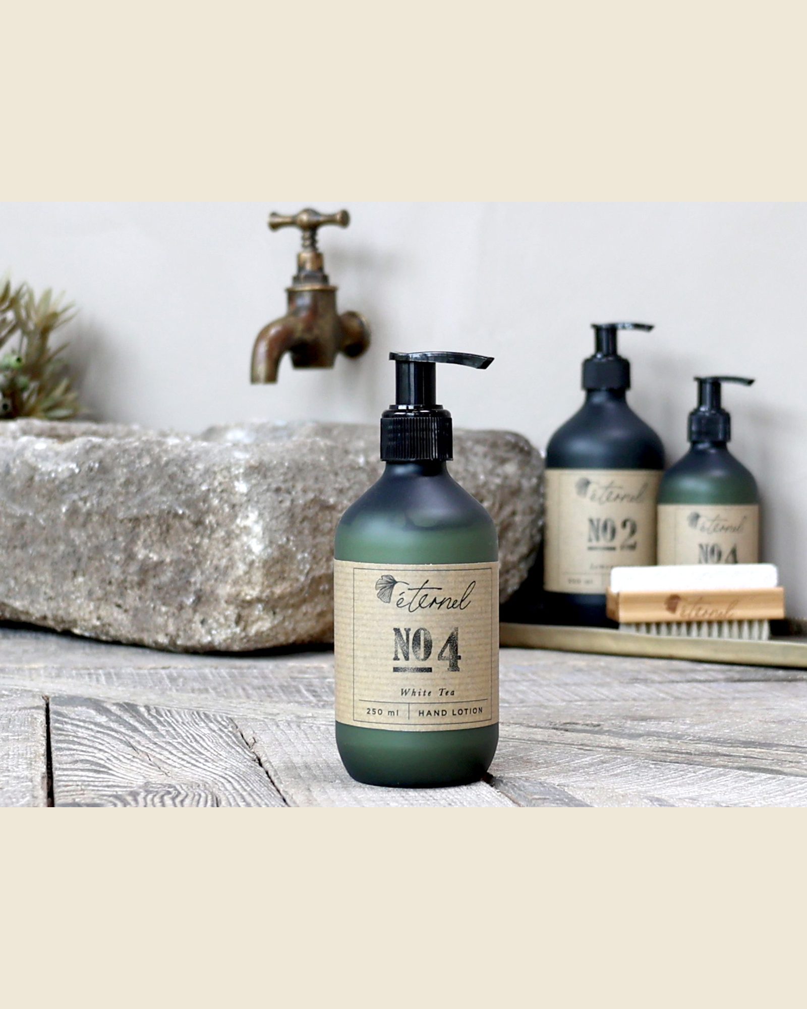 Éternel handlotion No.4 White Tea, 250 ml, Atelierselectie, bij Mahieu&Merckx