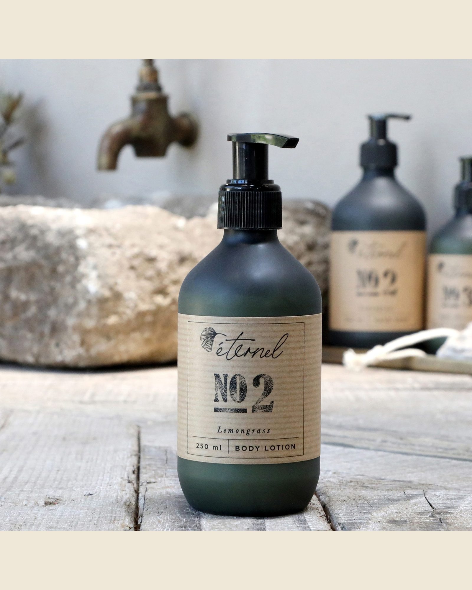 Éternel bodylotion No.2 Lemongrass, 250 ml, Atelierselectie, bij Mahieu&Merckx