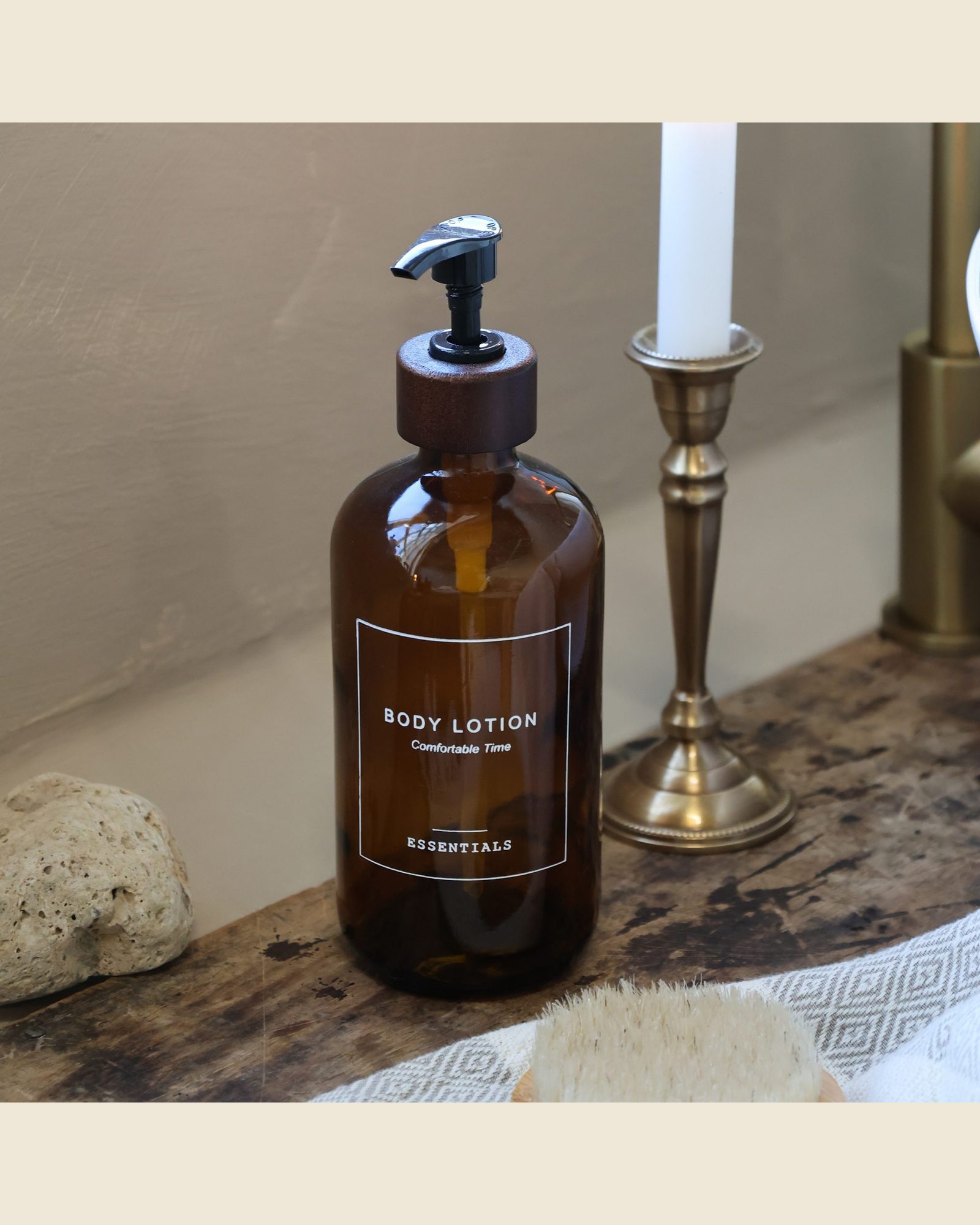 Navulbare pompfles Body Lotion, 500 ml, moka, Atelierselectie, bij Mahieu&Merckx